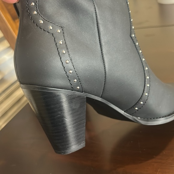 Aerosoles Lazu Western Boot Black Studded Size 10.5 – NWT Minor Defects - Picture 9 of 14